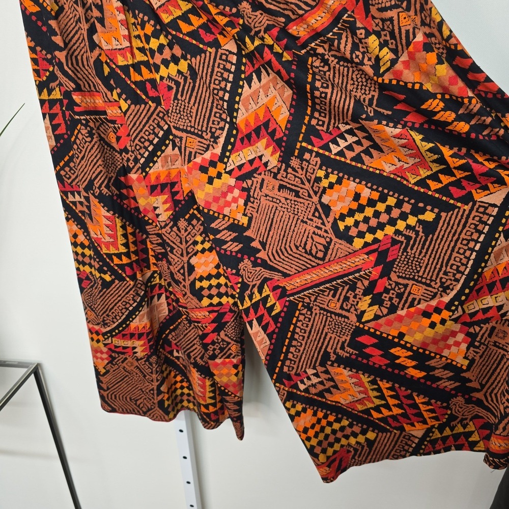 Nuwina Women Tribal Geometric Print Wide Leg Culottes Gaucho Pants Multi-Color - Picture 6 of 14